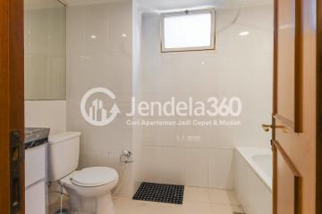 Bathroom Puri Casablanca Apartment  2BR Fully Furnished