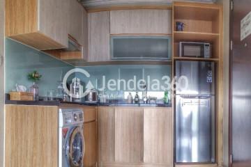 Kitchen High Floor 2BR Apartment with City View at Menteng Park