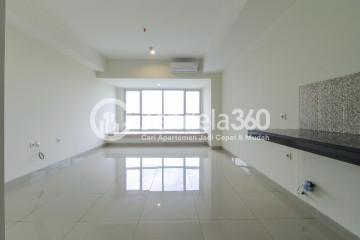 Bedroom Spotless Studio Apartment Middle Floor with City View at Orange County Lippo Cikarang