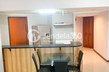 Dining Room 3BR Apartment with City View at Amartapura Apartment