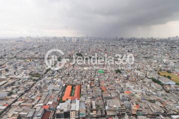 Balcony Studio Apartment with Monas dan laut jawa View at Season City Apartment