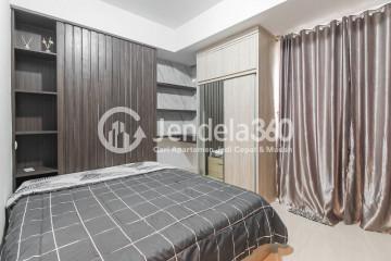 Bedroom Low Floor Studio Apartment with City View at The Crest West Vista Puri