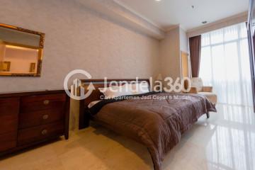 Bedroom Excellent 2BR Apartment Low Floor with City View at Senayan Residence