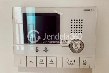 Kamera Dan-speaker Studio Apartment with City View at Skyline Paramount Serpong