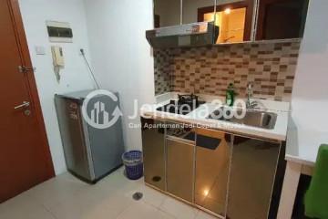 Kitchen Woodland Park Residence Kalibata 1BR View City