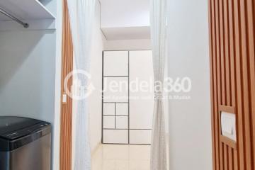 Kitchen Restful 1BR Apartment Low Floor with City View at Southgate Residence