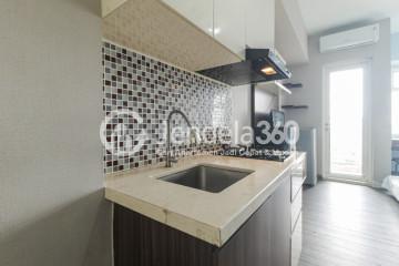 Kitchen Affordable Studio Apartment Near Binus University at The Springlake Summarecon