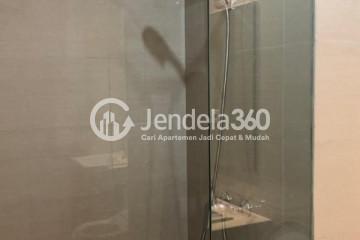 Bathroom Studio Apartment with City View at Sedayu City Apartment