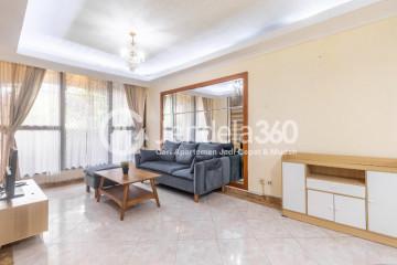 Living Room Taman Rasuna Apartment 3BR Fully Furnished