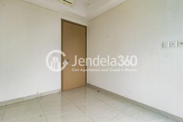 Bedroom 2 A Clean 2BR Apartment with City View at Sedayu City Apartment, Non Furnished