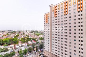 Balcony Middle Floor Studio Apartment with City View at Gading Nias Apartment