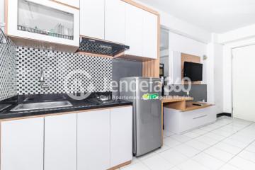 Kitchen Middle Floor Studio Apartment with City View at Gading Nias Apartment