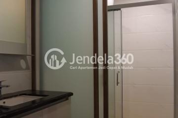 Bathroom Relaxed 2BR Apartment Low Floor with City View at Sky House BSD Apartment