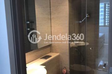 Bathroom 2BR Taman Anggrek Residence Apartment at Tower Fragrant