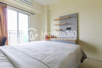 Bedroom Spotless Studio Apartment Middle Floor with City View at Gading Green Hill Apartment