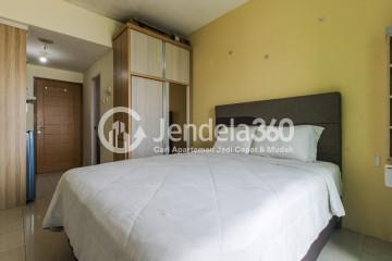 Bedroom Spotless Studio Apartment Middle Floor with City View at Gading Green Hill Apartment