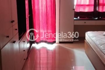 Bedroom Middle Floor Studio Apartment with Swimming Pool View at Taman Melati Margonda Apartment