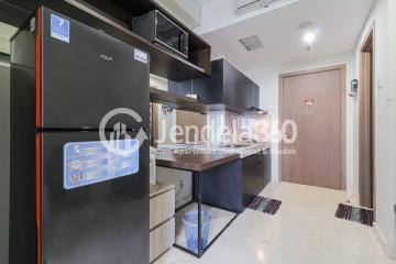 Kitchen Puri Orchard Apartment 1BR Fully Furnished