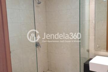 Bathroom High Floor 1BR Apartment with City View at The Mansion Kemayoran Jasmine