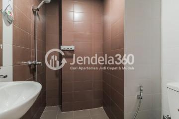 Bathroom Puri Orchard Apartment Studio Fully Furnished