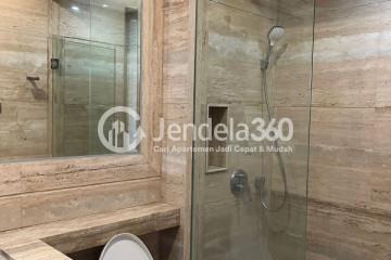 Bathroom 2 Comfortable 2BR Apartment at District 8 Tower Infinity