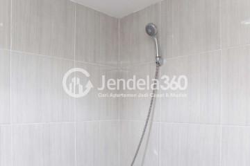 Bathroom Stunning Studio Apartment at Vasanta Innopark Apartment Tower Aoki