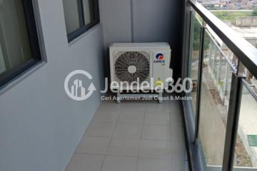 Balcony Daan Mogot City Apartment 2BR Non Furnished