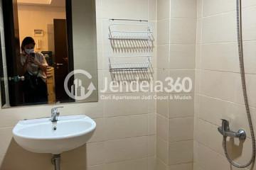 Bathroom 1BR Apartment with Utara View at Saveria Apartment