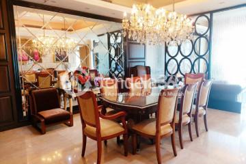 Dining Room Kempinski Grand Indonesia Apartment 3BR View City