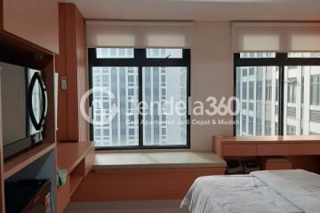 Bedroom Trendy Studio Apartment Middle Floor with Swimming pool View at Chadstone Cikarang