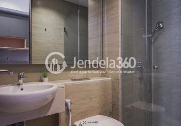 Bathroom Taman Anggrek Residence Studio View city