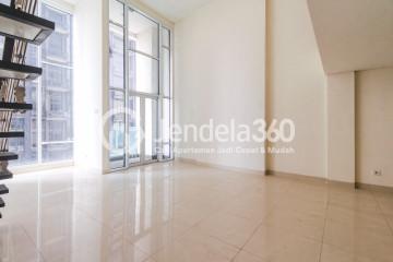 Living Room Spotless 1BR Apartment Low Floor with City View at Brooklyn Alam Sutera Apartment