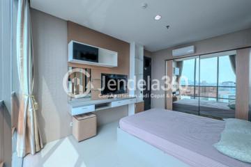 Bedroom Well Furnished 1BR Apartment Middle Floor with City View at GP Plaza Apartment