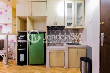 Kitchen Affordable Studio Apartment at Sunter Park View Apartment Low Floor