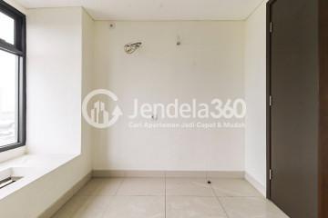 Living Room 2BR Apartment with City View at Chadstone Cikarang