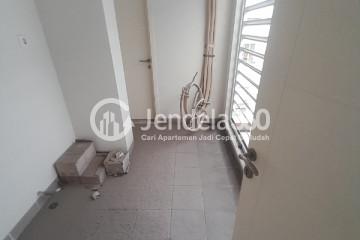 Maid Room Low Floor 4BR Apartment with City View at Rainbow Springs Condovillas