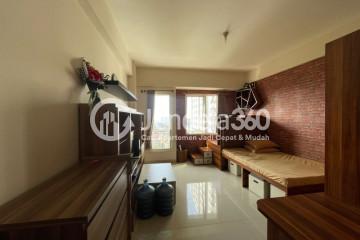 Bedroom Comfortable 1BR Apartment Low Floor with City View at Galeri Ciumbuleuit 2 Apartment