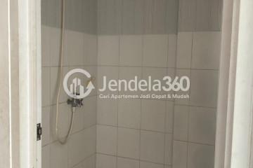 Bathroom 2BR Cibubur Village Apartment at Low Floor