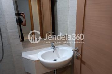 Bathroom Taman Anggrek Residence 2BR Fully Furnished