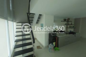 Kitchen Simply Look Studio Apartment Low Floor with City View at Brooklyn Alam Sutera Apartment