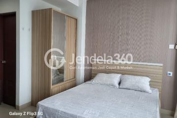 Bedroom Affordable Studio Apartment Middle Floor with City View at Taman Melati Jatinangor Apartment