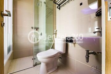 Bathroom Affordable Studio Apartment 1 Min to AEON BSD