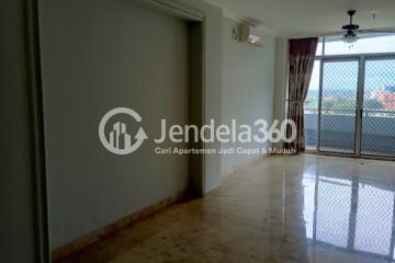 Living Room 3BR Apartment with  View at Parama Apartment