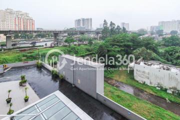 Balcony Signature Park Grande Studio Tower TA