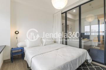 Bedroom Australian Modern Studio Apartment with City View at Alam Sutera