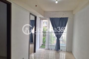 Living Room Peaceful 2BR Apartment Low Floor with  View at Serpong Green View Apartment