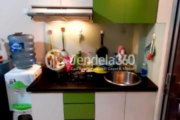 Kitchen Compact Studio Apartment Low Floor with City View at Kalibata City Green Palace