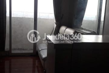 Living Room Middle Floor 1BR Apartment with City View at Sentra Timur Residence