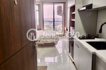 Kitchen Tidy Studio Apartment at Sakura Garden City Apartment Low Floor