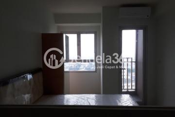 Bedroom Lovely Studio Apartment Low Floor with  View at Titanium Square Apartment